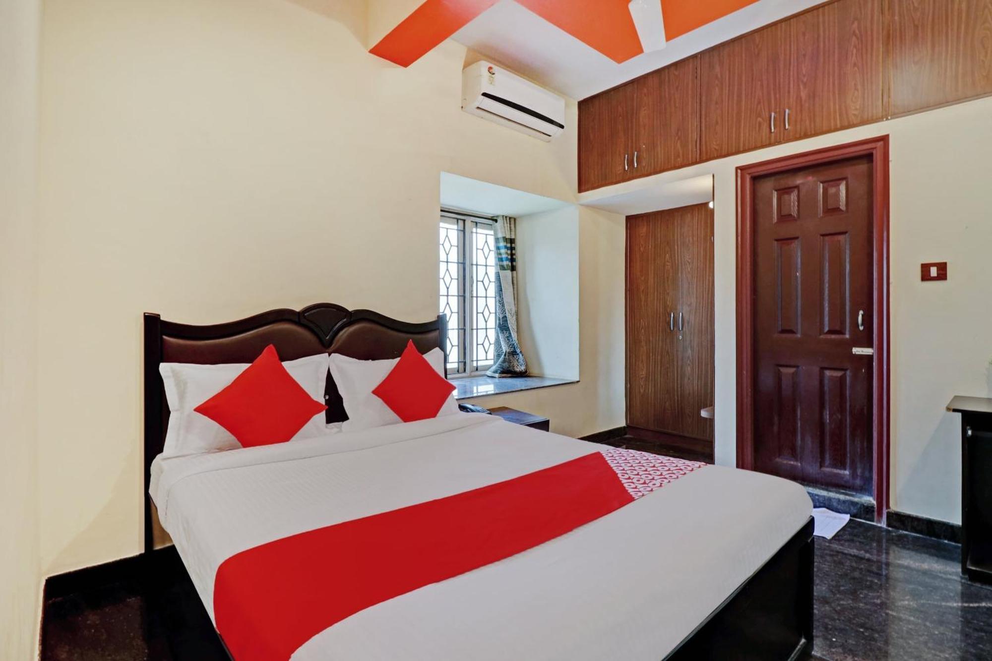 Hotel O Blooms Inn Bangalore Exteriör bild