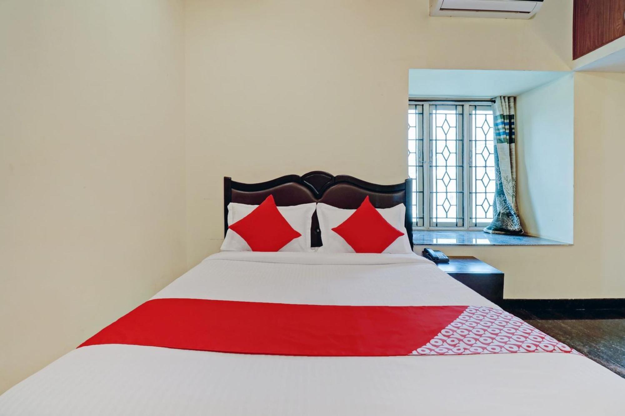 Hotel O Blooms Inn Bangalore Exteriör bild